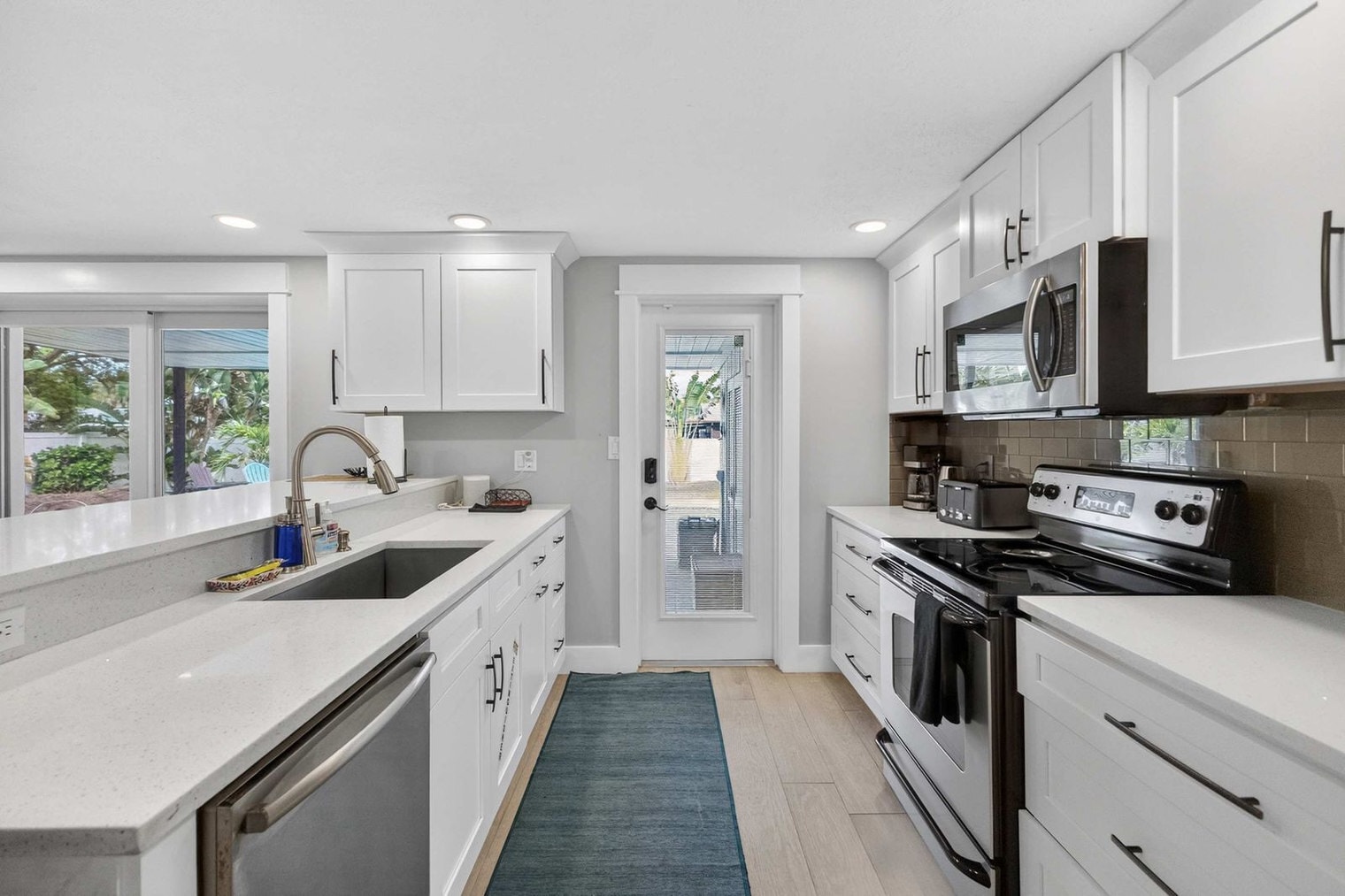 Building Photo - 6007 S Beneva Rd