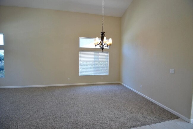 Building Photo - Great home in Elk Grove!