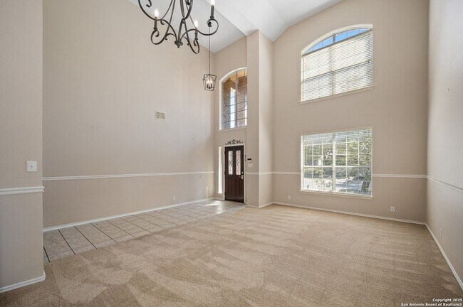 Building Photo - 207 Verde Ridge
