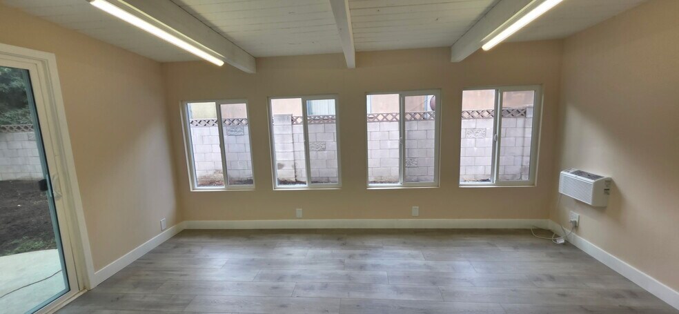 Building Photo - 23300 Welby Way
