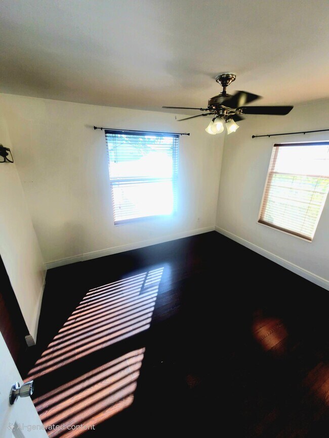 Building Photo - 19323 Carolina Cir