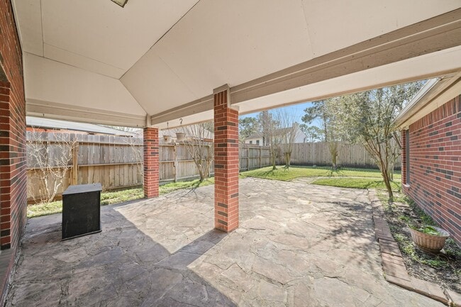 Building Photo - 15851 Jamie Lee Dr