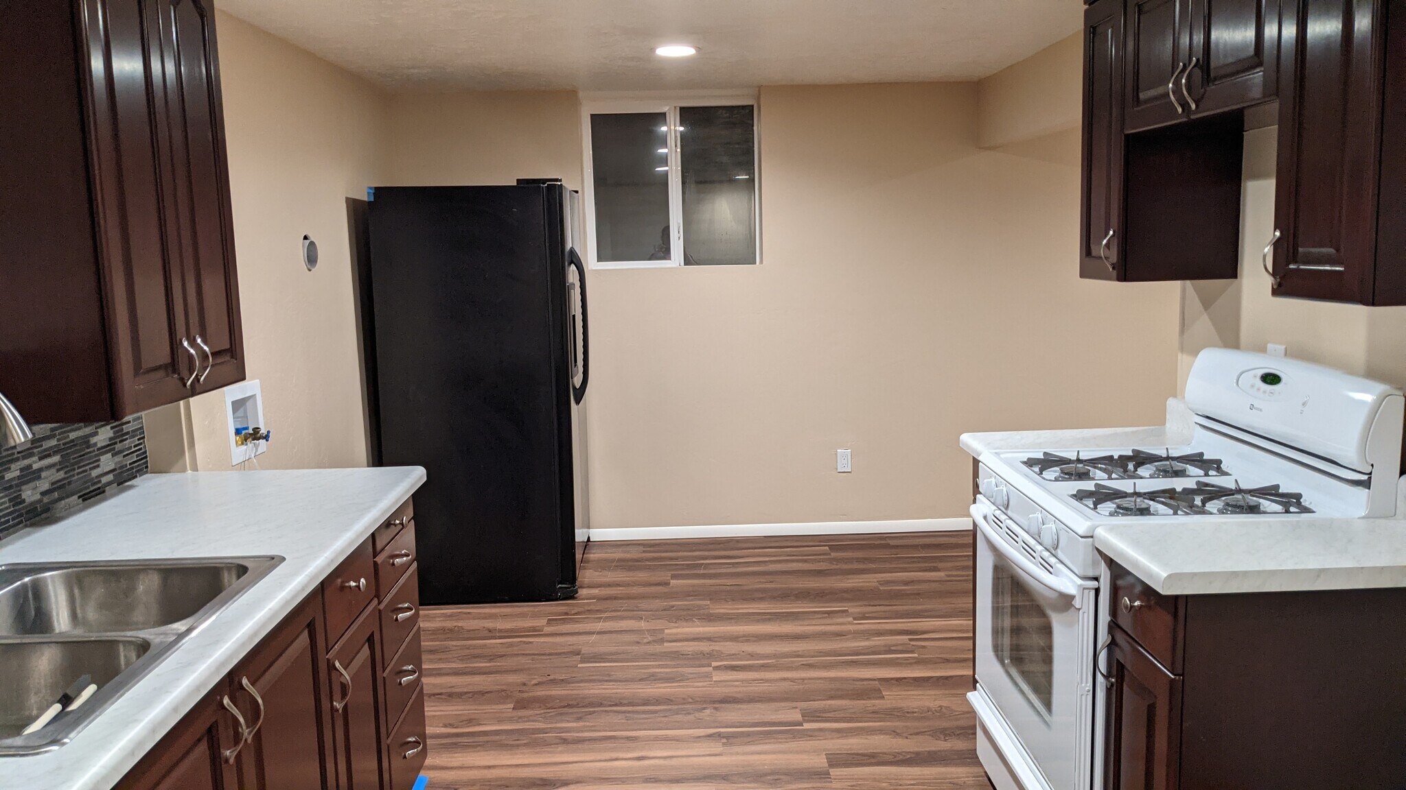 Kitchen - 7976 W 2820 S
