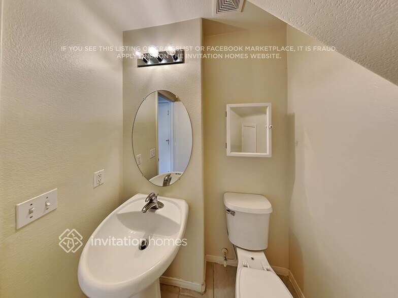 Building Photo - 5324 Clover Blossom Ct