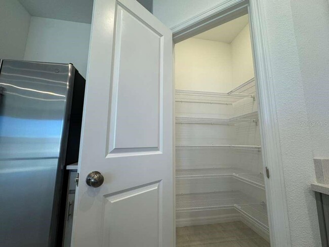 Building Photo - 7615 WATERSCAPE Dr