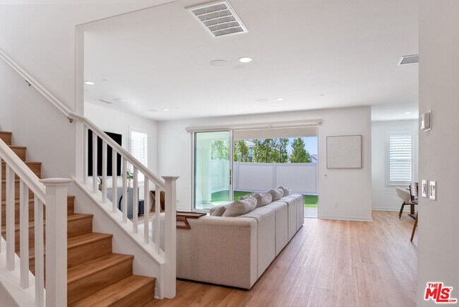 Building Photo - 18130 Radiance Ln
