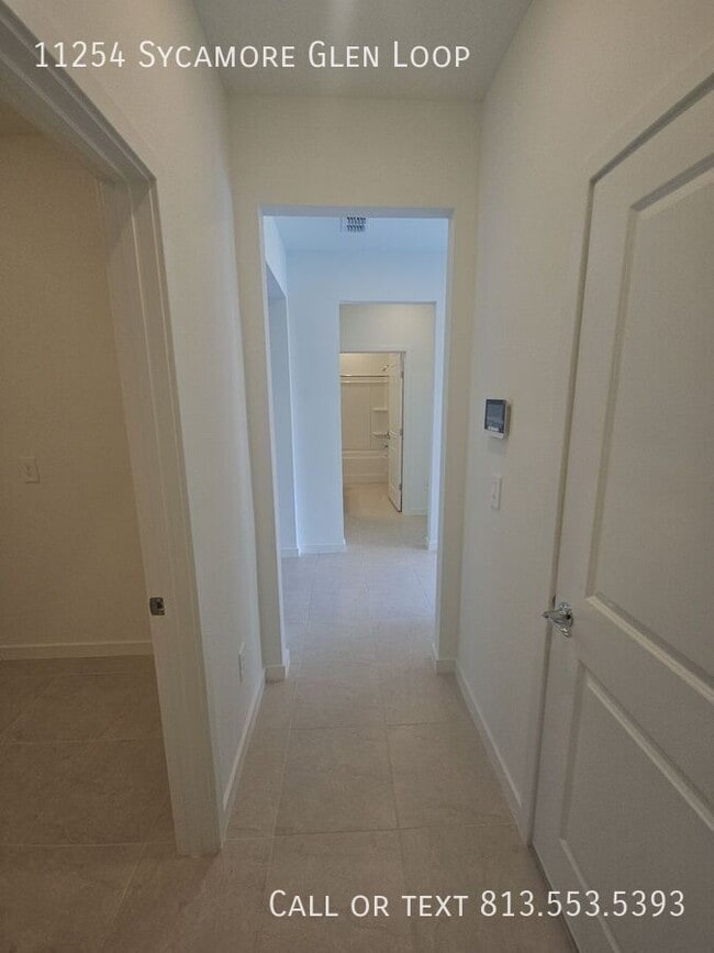 Building Photo - 11254 Sycamore Glen Loop