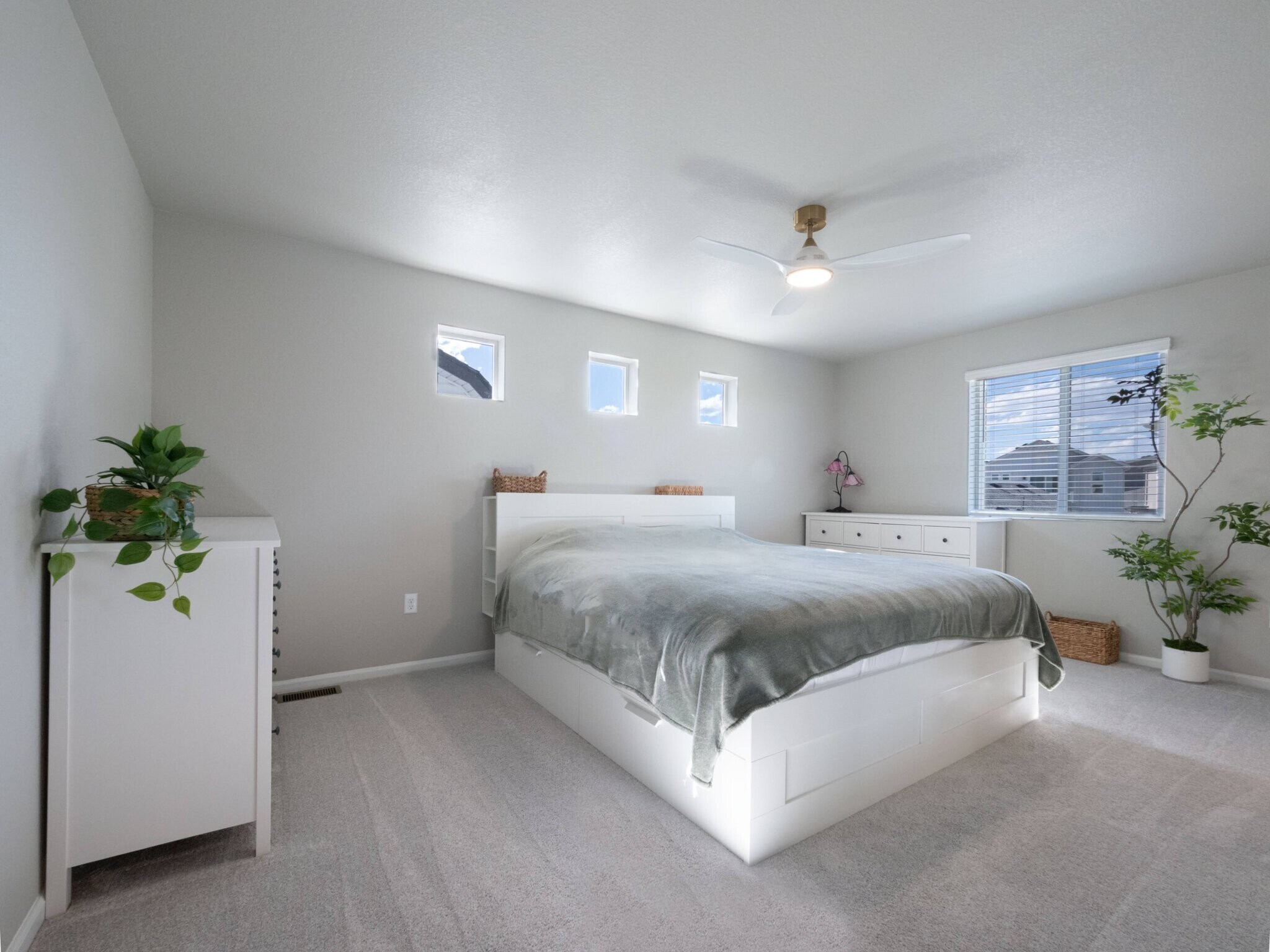Building Photo - 9460 Oro City Loop