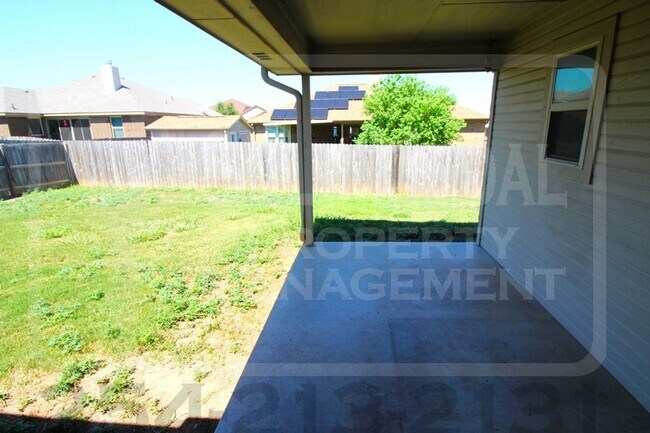 Building Photo - 3705 Appalachian Trl