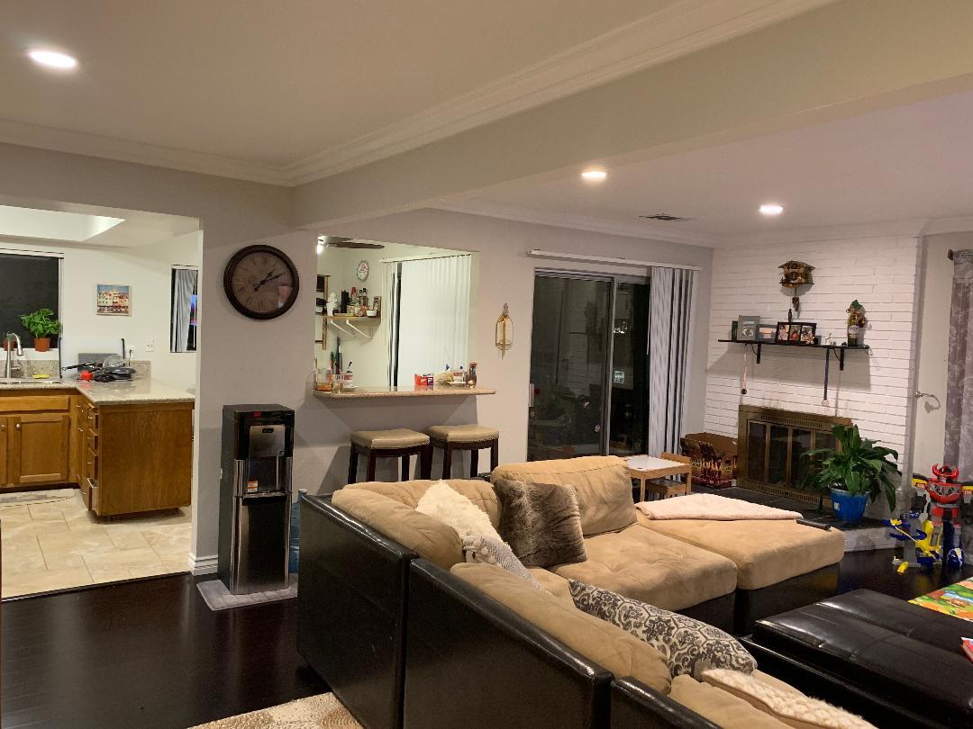 Living area(open concept) - 6860 Hyde Park Dr