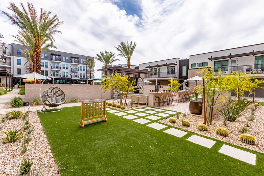 Building Photo - NOVEL Val Vista by Crescent Communities