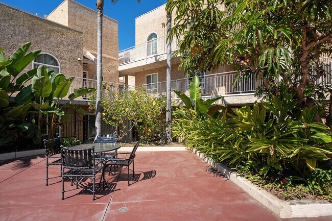 Building Photo - 5252 Orange Ave