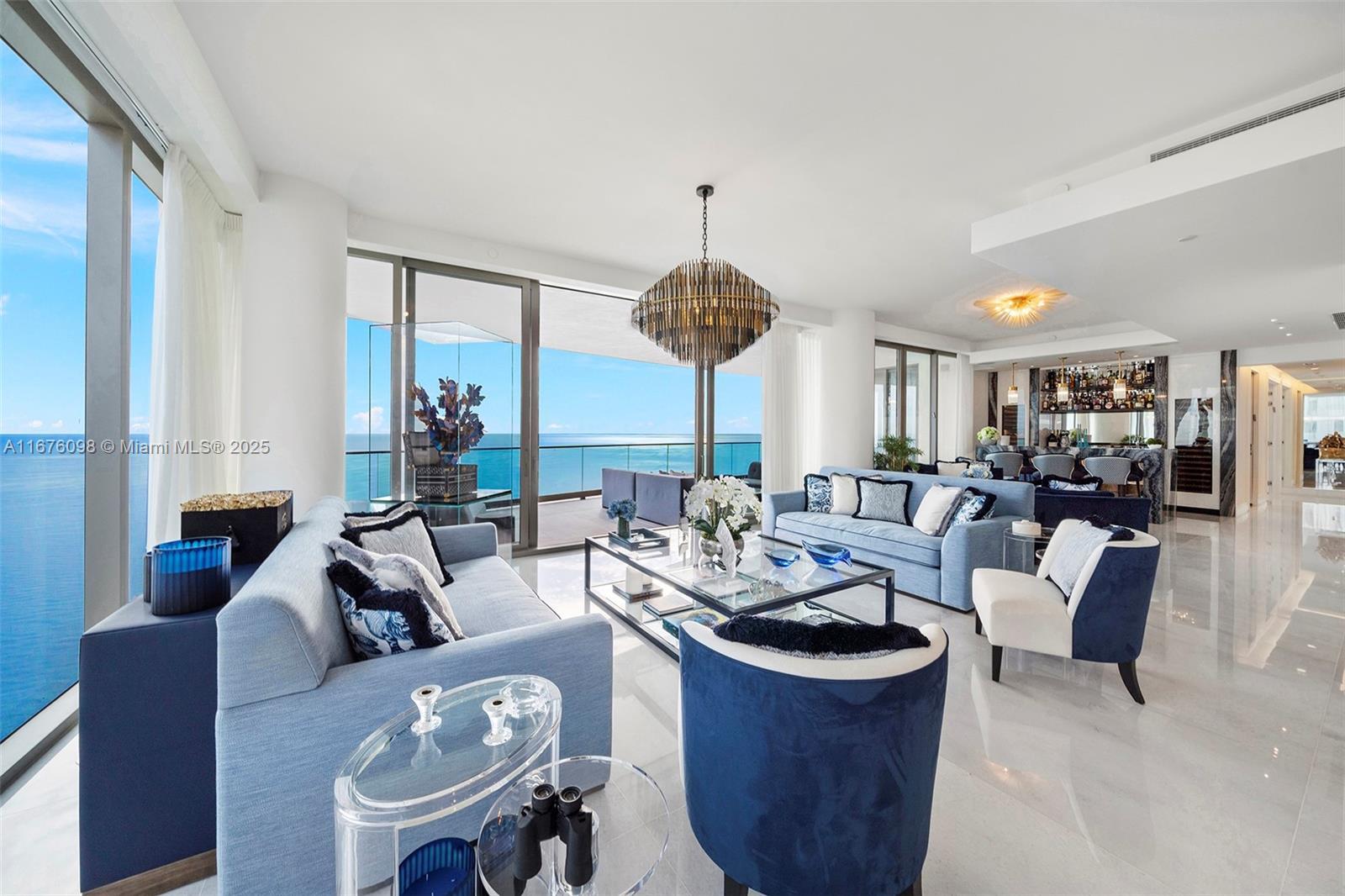 Building Photo - 17901 Collins Ave