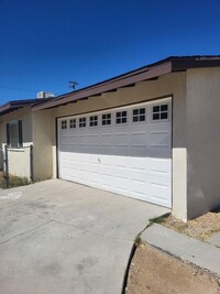 Building Photo - P056