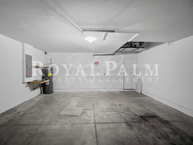 Building Photo - 3107 35th St W