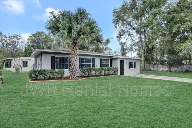 Primary Photo - 6003 Commodore Dr