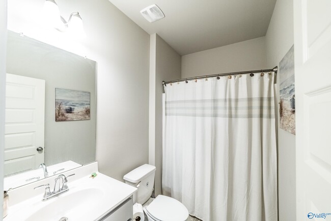 Building Photo - 6 Desert Oak Ct SW