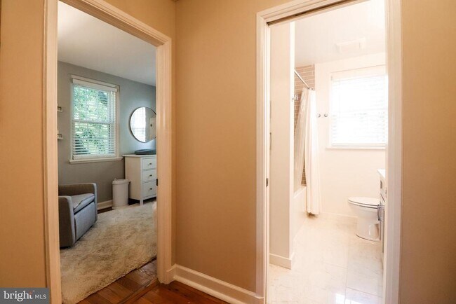 Building Photo - 3620 S Taylor St