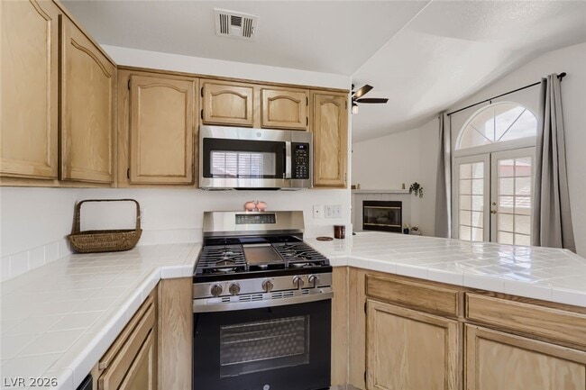 Building Photo - 8301 Boseck Dr