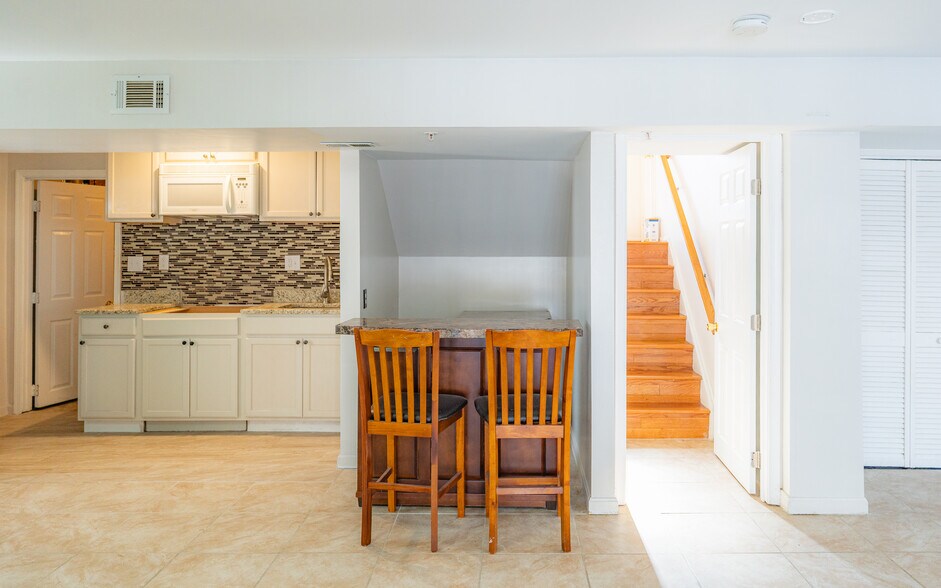 Building Photo - 1111 Merganser Ct