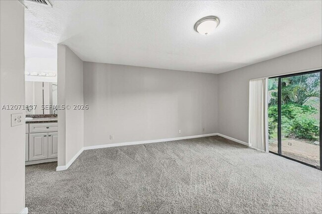 Building Photo - 381 Deer Creek Wildwood Ln E