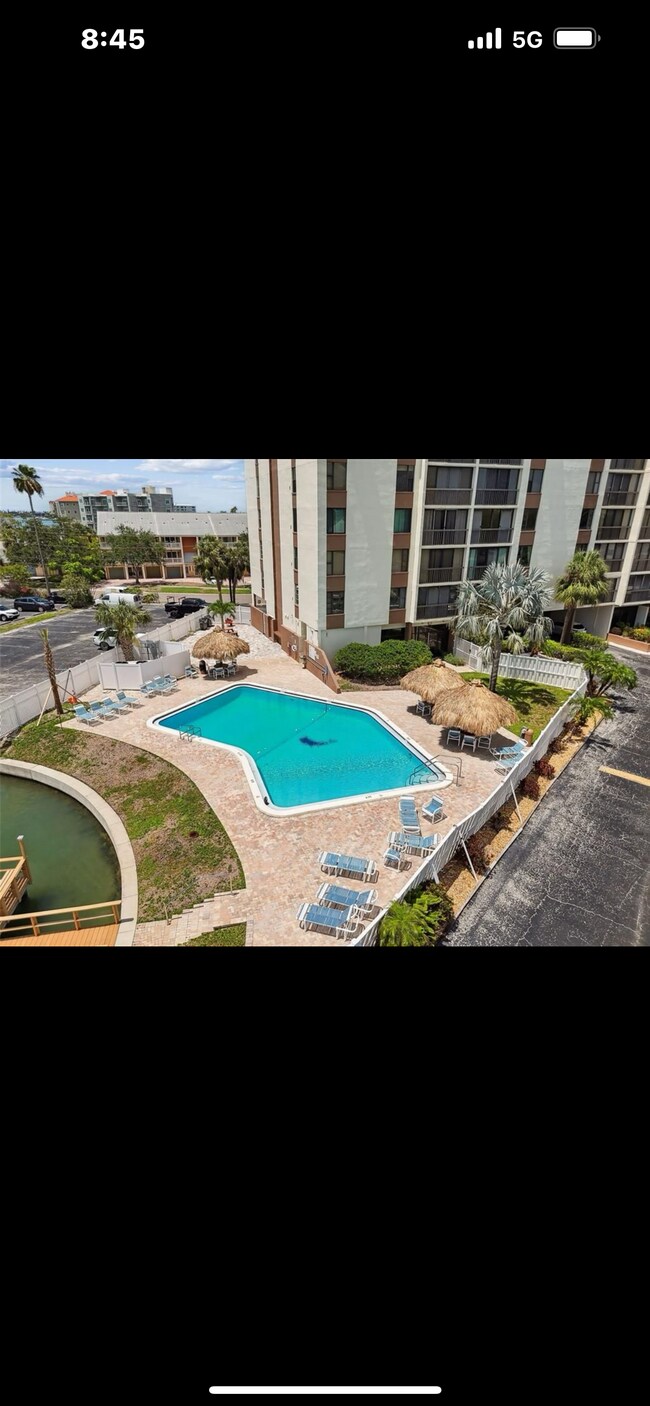 Building Photo - 255 Dolphin Point