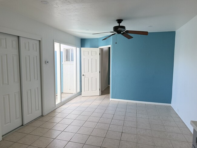 Building Photo - 4826 Dawes St