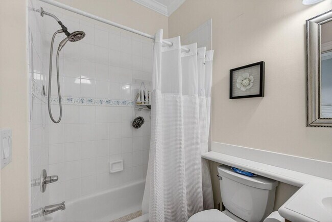 Building Photo - 8381 Egret Lakes Ln