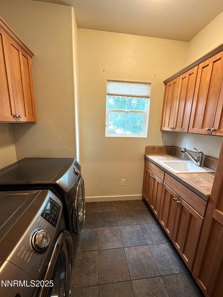 Building Photo - 1279 Par Three Dr