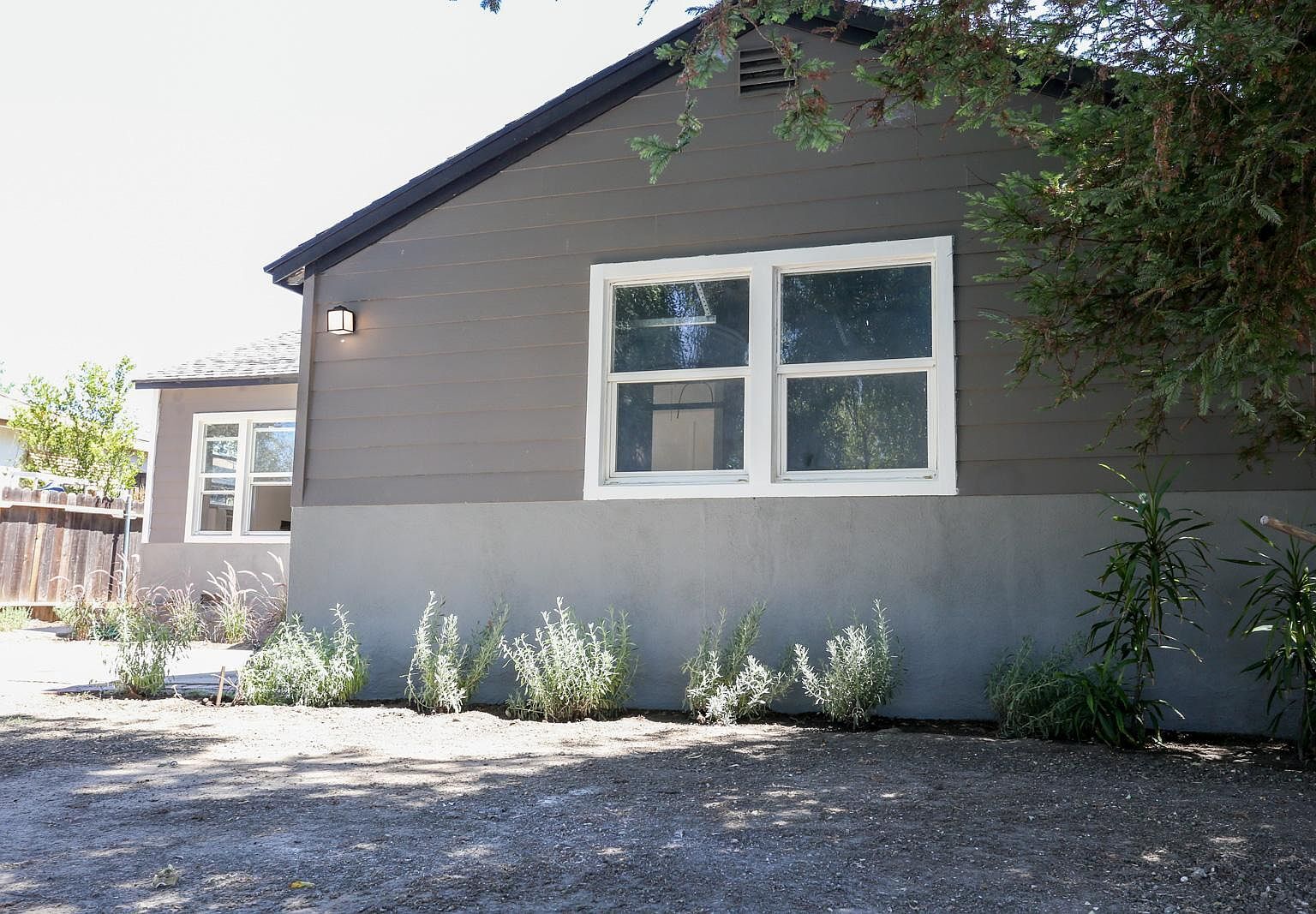 Building Photo - 19422 Archwood St