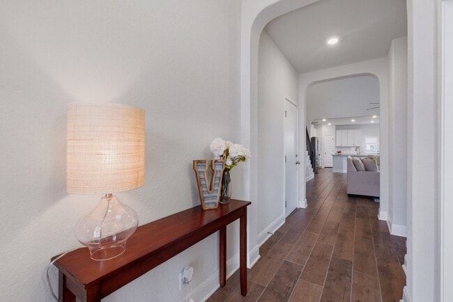 Building Photo - 8439 Knapp Rise