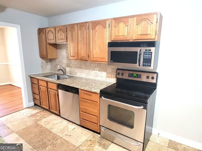 Building Photo - 1061 Homewood Ct