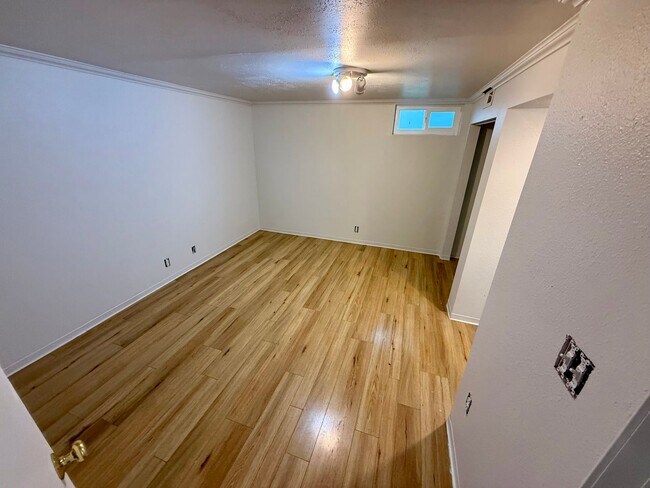 Building Photo - 3 Bedroom, 2 Bathroom in Candy Cane Lane Edition!