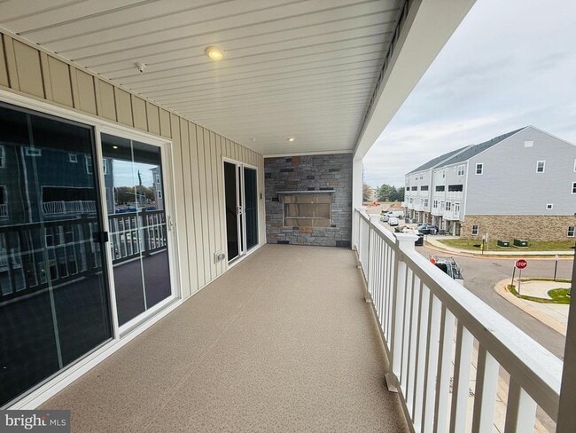 Building Photo - 8249 WILLOWBEND TURN