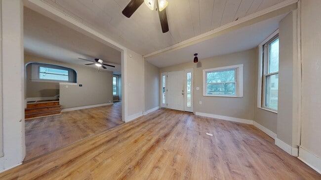 Building Photo - Galion City Schools, 3 Bedroom/2 Bath House!