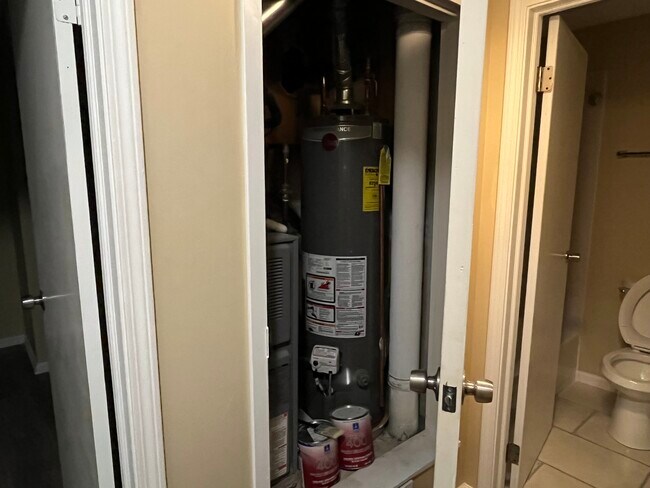 Building Photo - 1440 Slade Ave