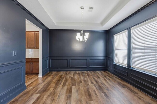 Building Photo - 112 White Oak Pl