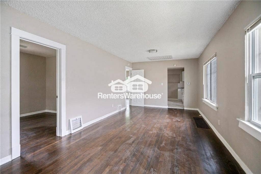 Building Photo - 3408 Mersington Ave