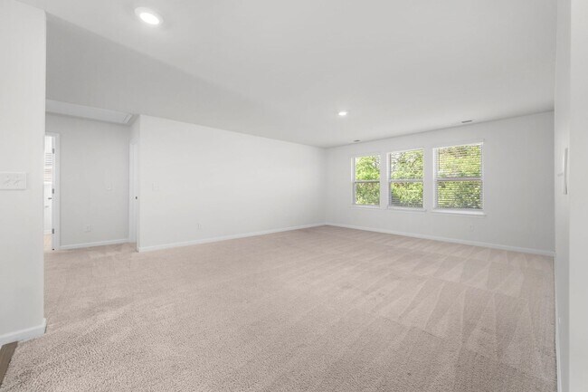 Building Photo - 1011 Alta Vis Ln