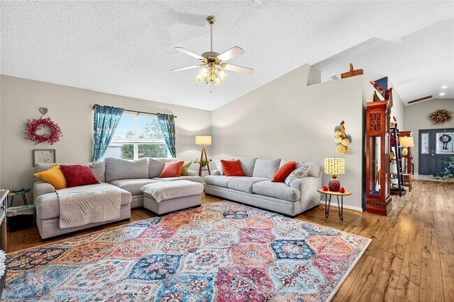 Building Photo - 9000 SW 91st Terrace