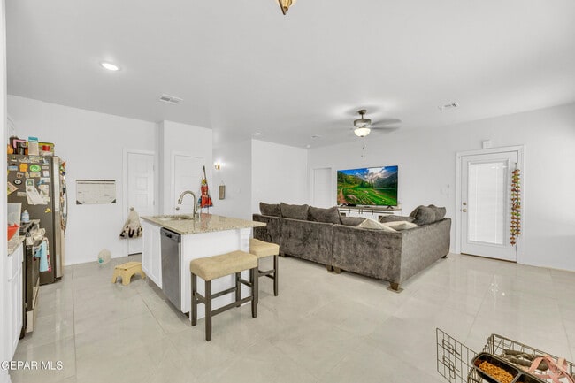 Building Photo - 14423 Kayla Mia Dr