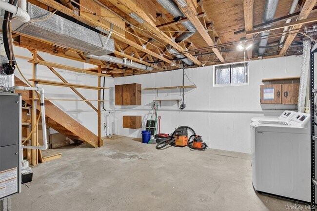 Building Photo - 8 Knightsbridge