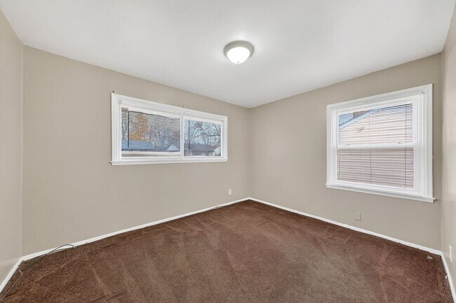 Building Photo - 219 Presley Rd