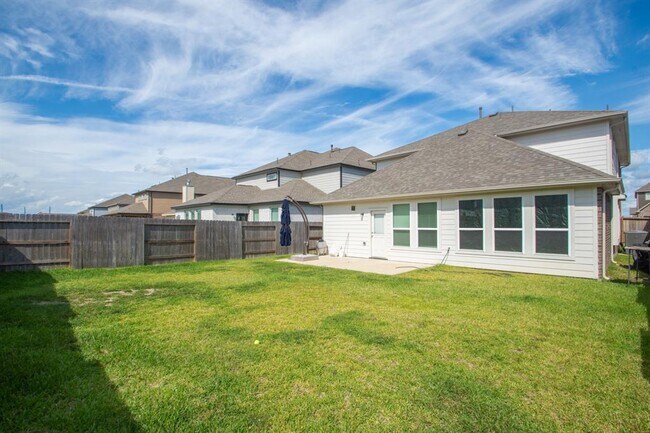 Building Photo - 15123 Monaltrie Dr