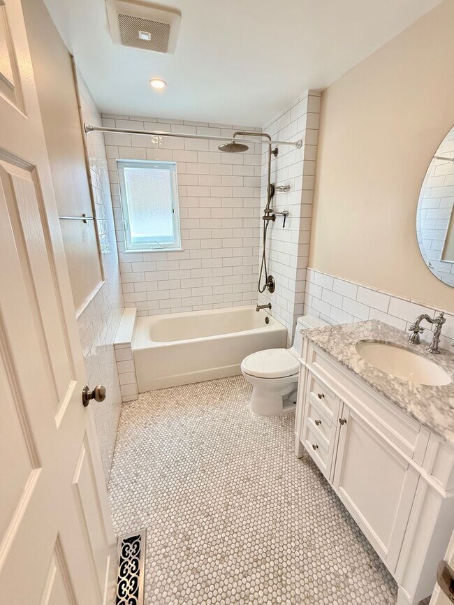 Building Photo - Beautiful 3 Bedroom Home in Northwest Reno