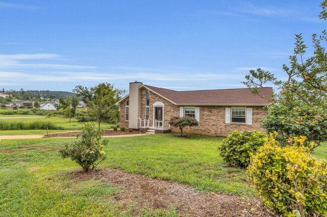Building Photo - 7918 Holly Hills Dr