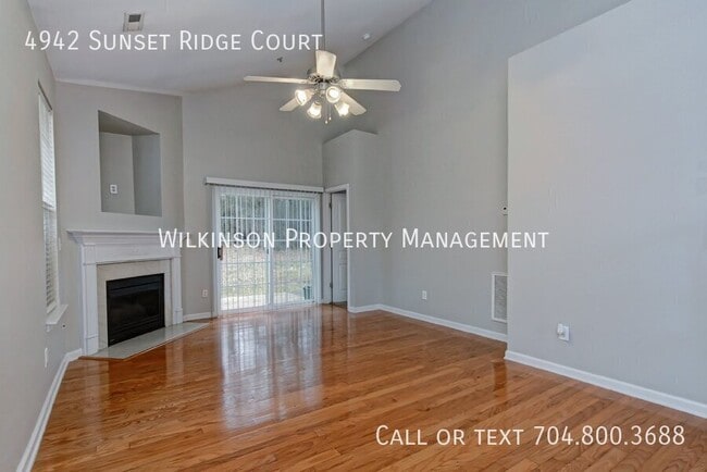 Building Photo - 4942 Sunset Ridge Ct