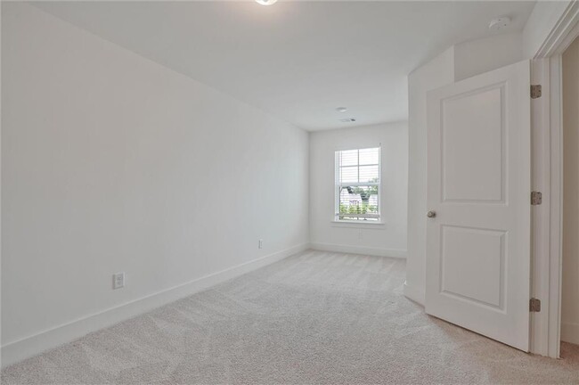 Building Photo - 6330 Scudders Dr