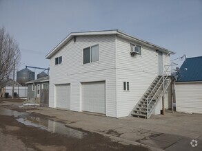 Building Photo - Paul 2 bedroom with garage