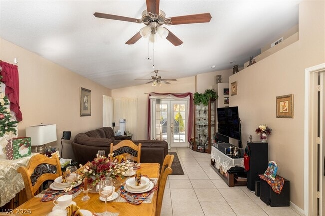 Building Photo - 1563 Raining Hills St